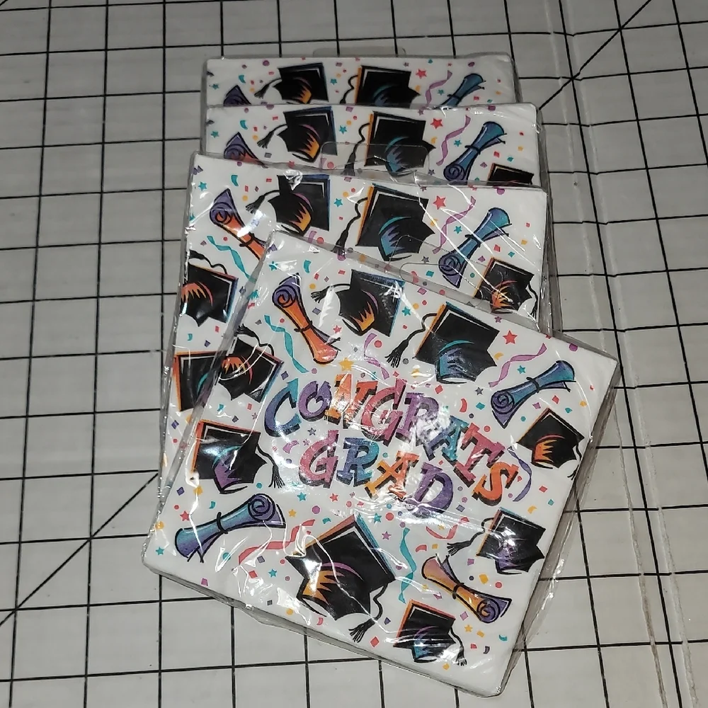 CONGRATS GRAD Disposable Graduation Party Napkins 16 CT‎ 4 PKS NIP